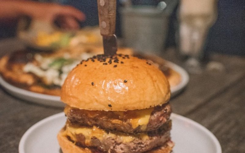 Beef burger dirty burger KRNK Cocobeli Beef burger dirty burger KRNK Cocobeli