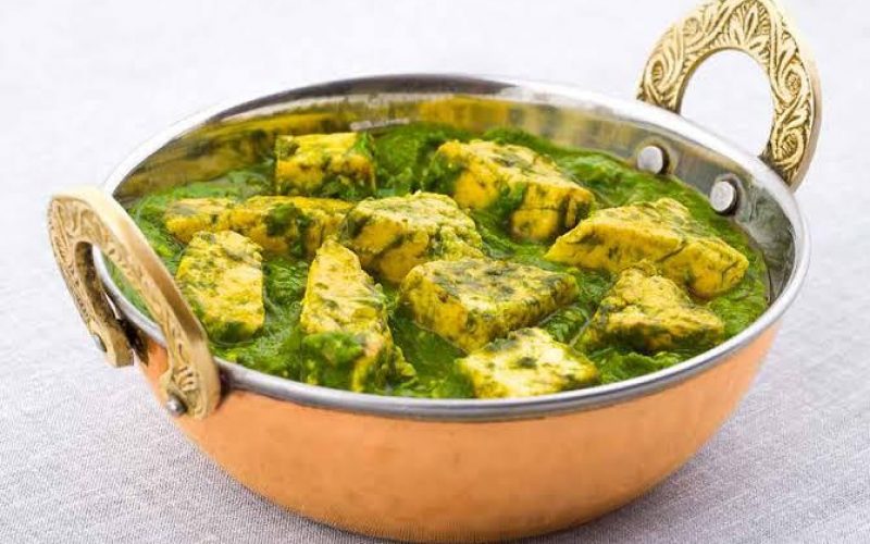 Palak paneer Roti Daal Cocobeli Palak paneer Roti Daal Cocobeli