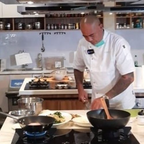 Chef Henry Alexie Bloem warung Hykata jakarta Cocobeli